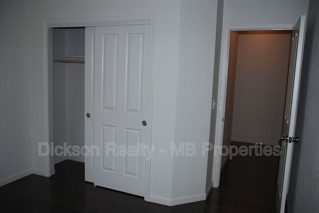 Building Photo - 4550 Lynnfield Ct