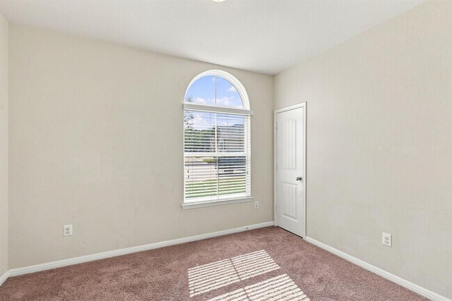 Building Photo - 13700 Sage Grouse Dr