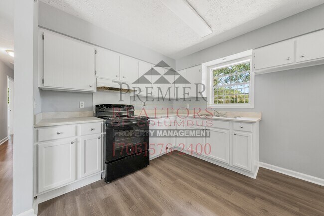 Building Photo - 1617 Woodhollow Dr