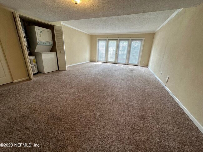 Building Photo - 6616 La Mirada Dr E