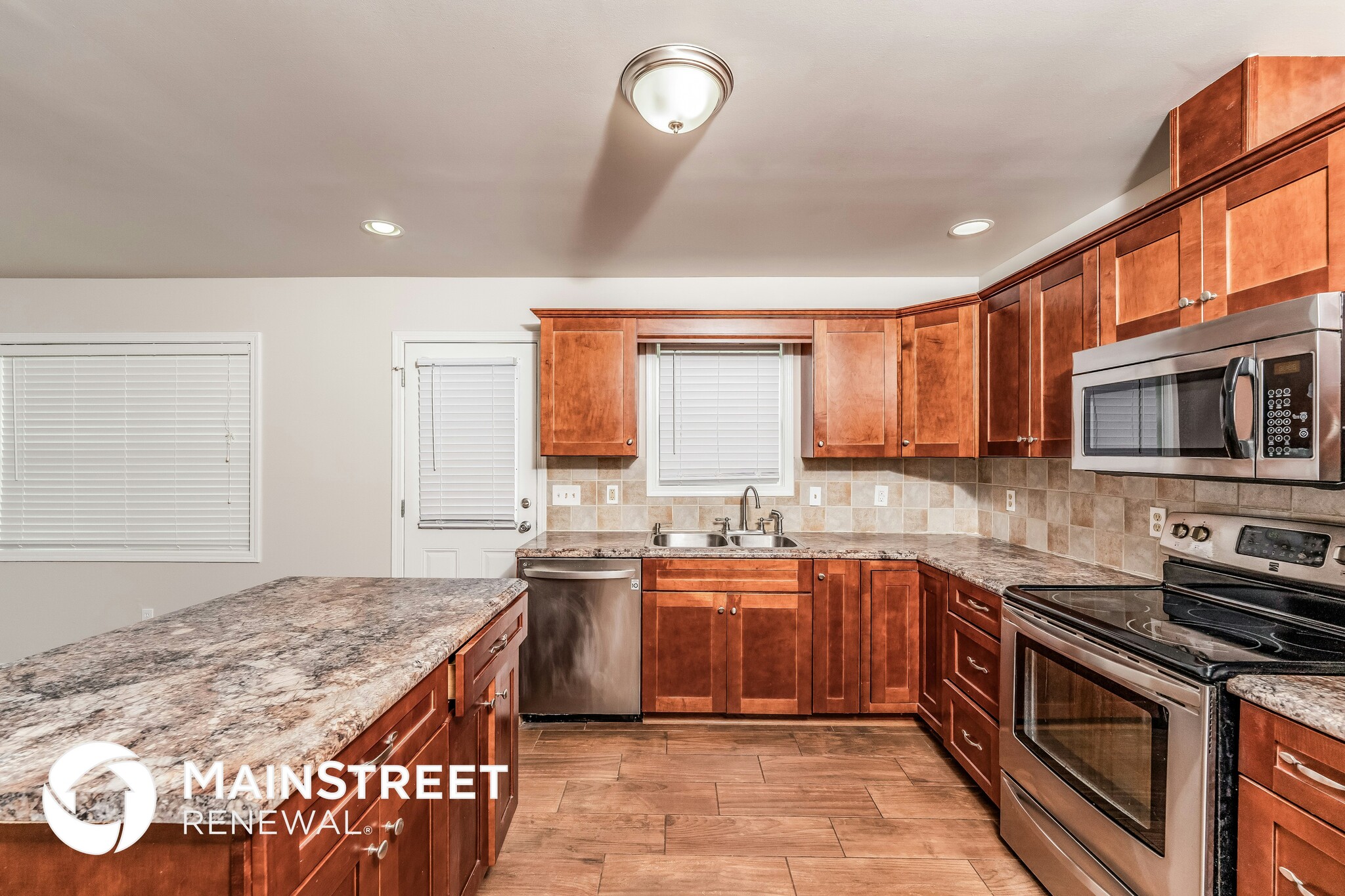 Building Photo - 5405 Cortez Cir