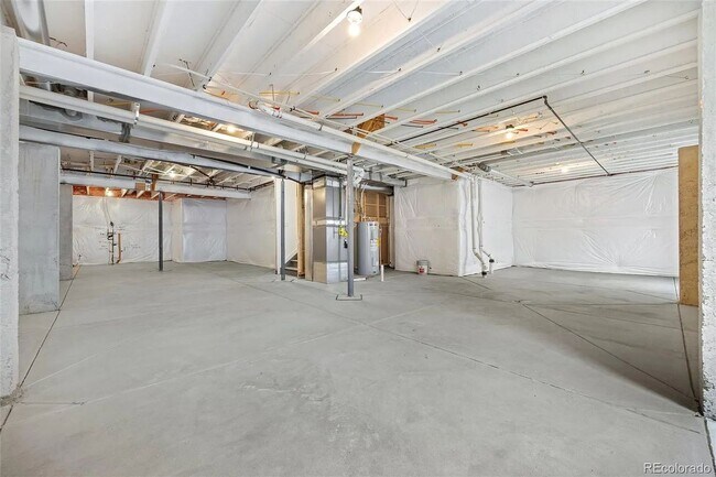 Building Photo - Brand New Next Gen Home in Beautiful Erie!