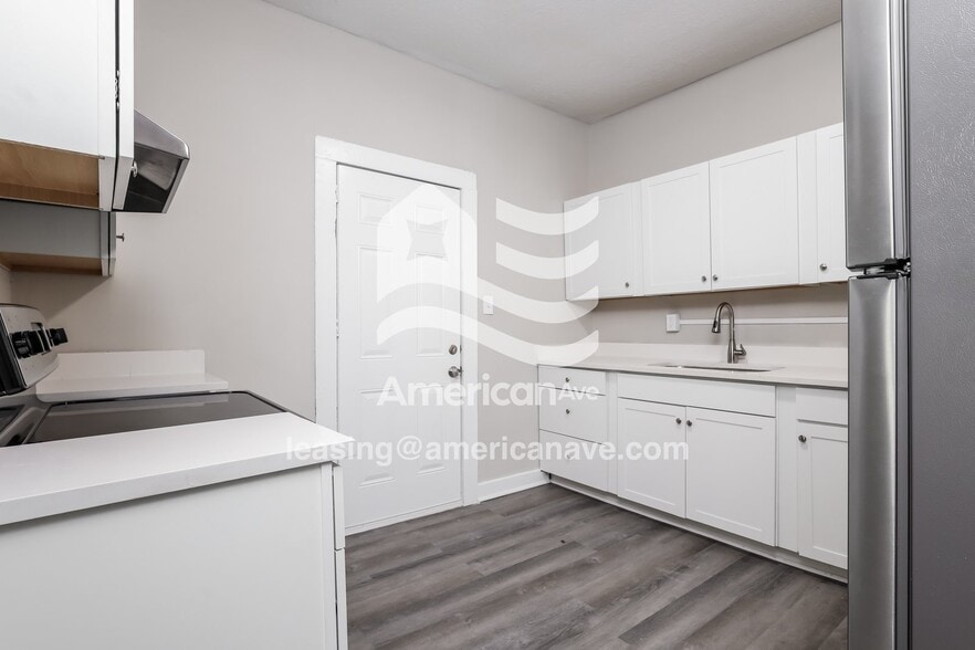 Building Photo - 1816-1816 6 Ct