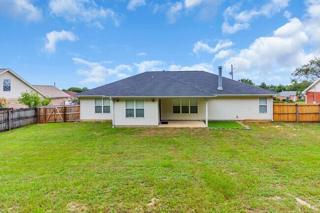 Building Photo - South Crestview Ranch on Cul-de-sac