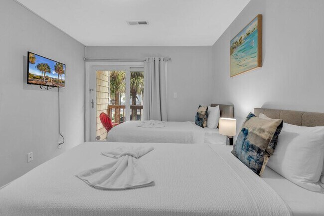 Building Photo - 4314 S Ocean Blvd