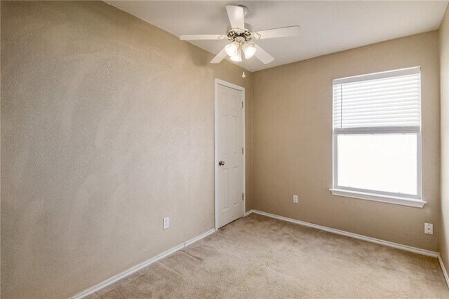 Building Photo - 12808 Chime Dr