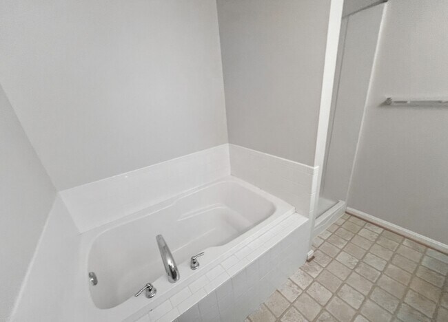 Building Photo - 1724 Market St