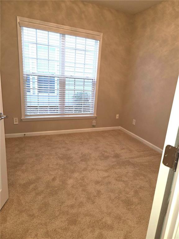 Building Photo - 6275 Brookside Ln