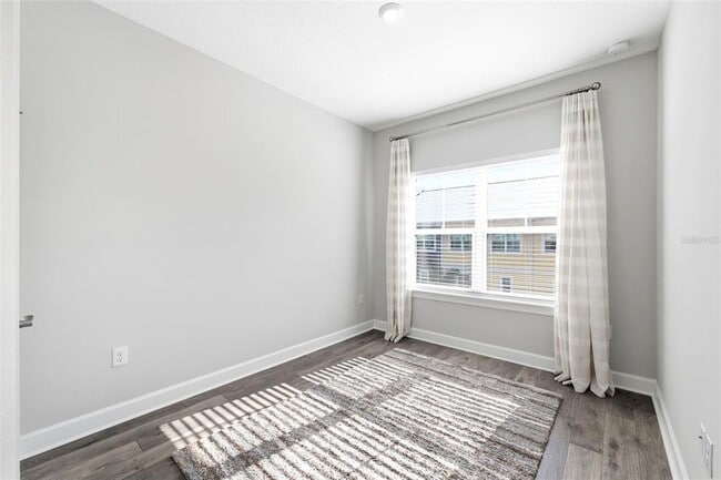 Building Photo - 2516 Coral Ct.