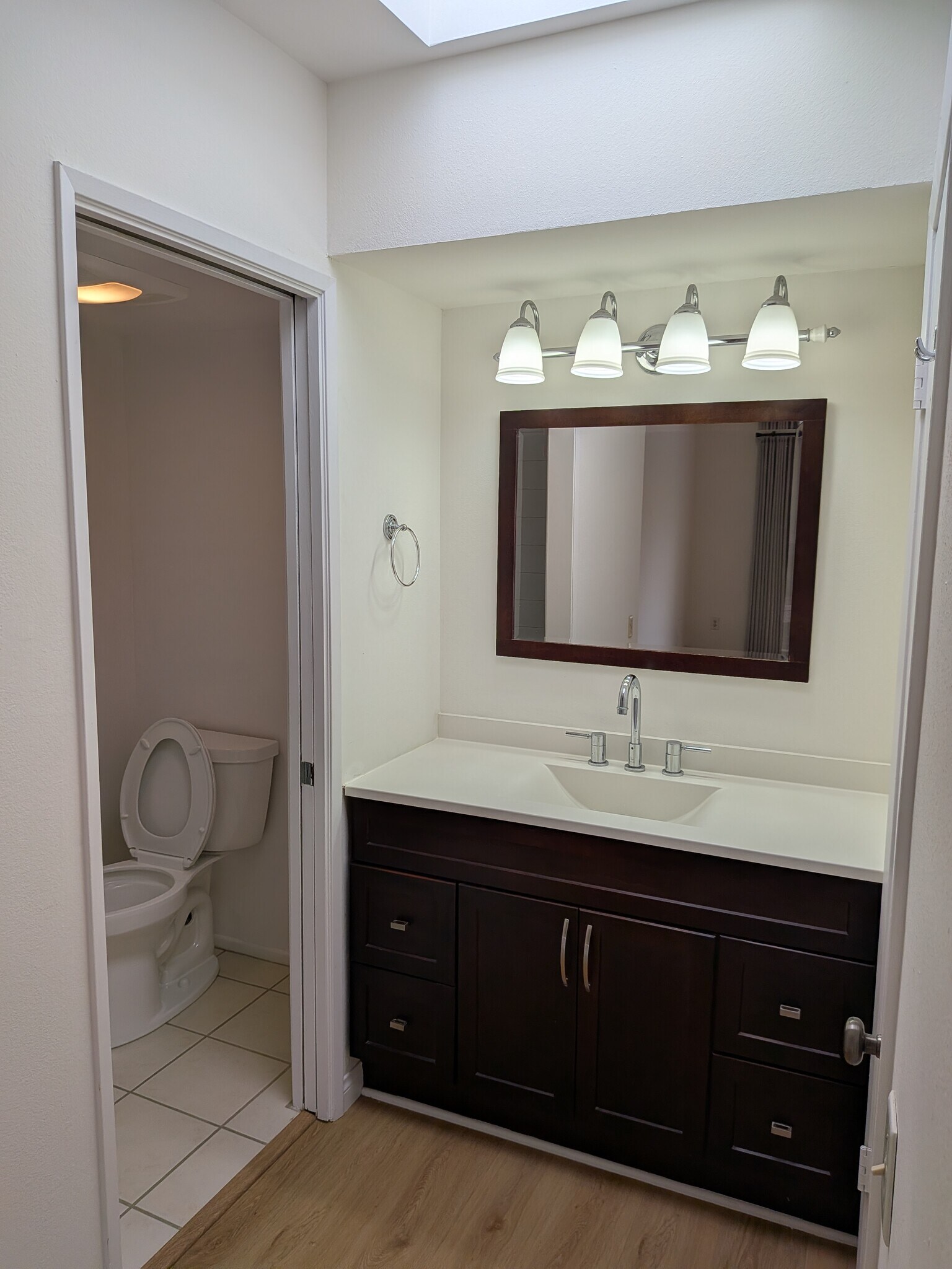 Master Bedroom Bath - 1655 Greenfield Ave