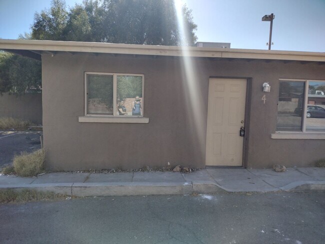 Building Photo - 1730 E Prince Rd