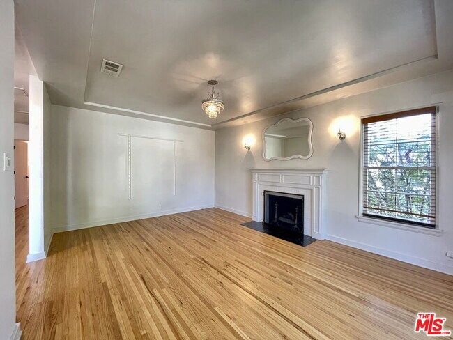 Building Photo - 8011 Stewart Ave