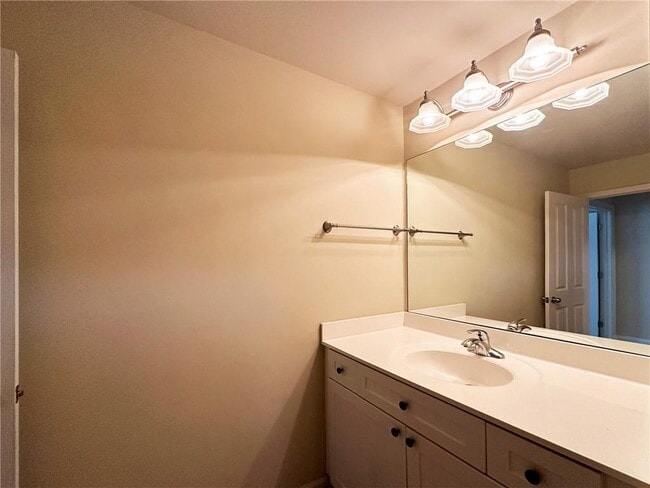 Building Photo - 5132 Meridian Ln