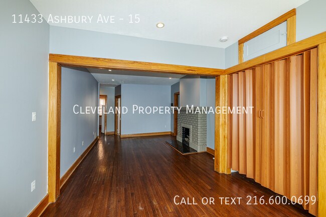 Building Photo - 11433 Ashbury Ave