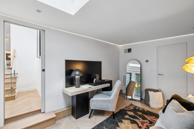 Building Photo - 2783 Filbert St