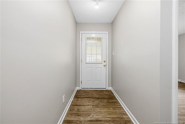 Building Photo - 525 Cypress Trace Dr