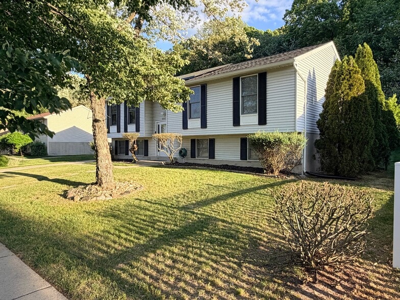 Building Photo - 3819 Walters Ln