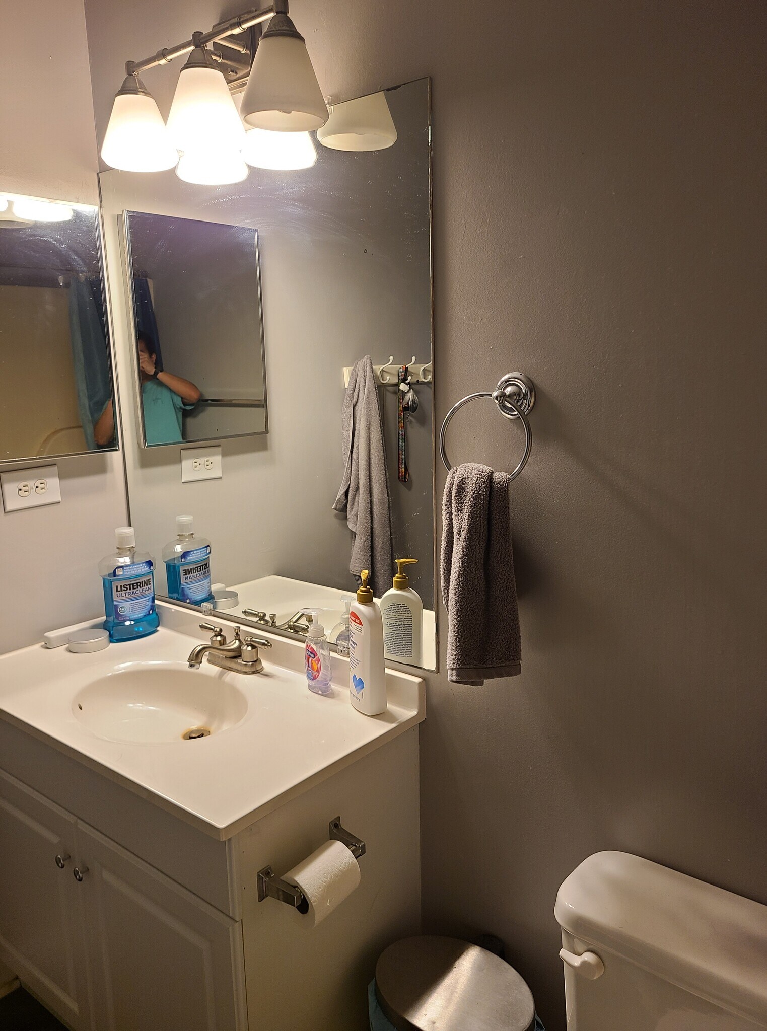 Building Photo - 601 N Gay St