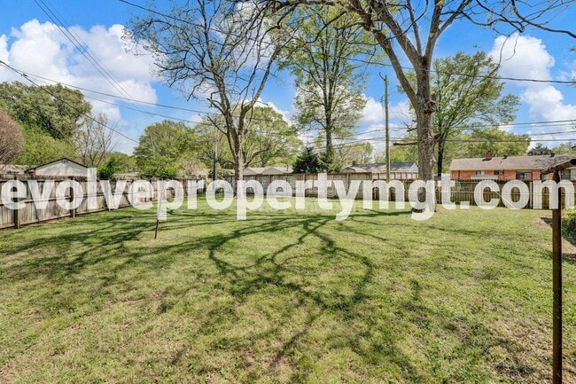 Building Photo - 1012 Mt Moriah Rd