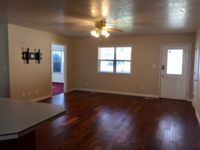 Building Photo - 714 Monticello Ct