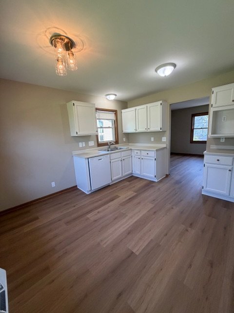 Building Photo - 11450 W Edgerton Ave