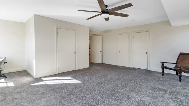 Building Photo - 148 Main St