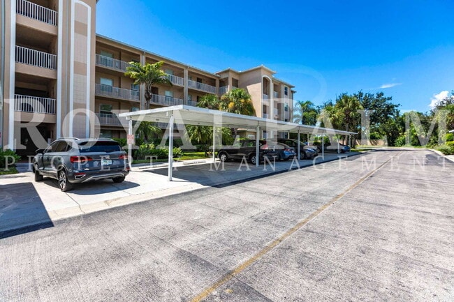 Building Photo - Swipe Right on This Estero 2-Bedroom Condo — Elevator Access + $500 Off If You Apply Before FEB 28!