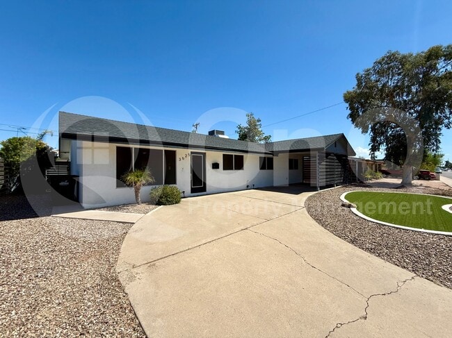 Building Photo - 3625 Hayden Rd