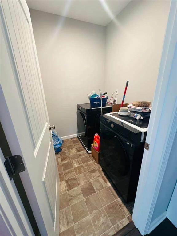 Building Photo - 8035 Stiner Grv