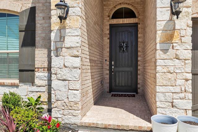 Building Photo - 1000 Westwood Ln