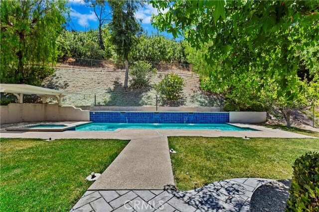 Building Photo - 2579 Palomino Dr
