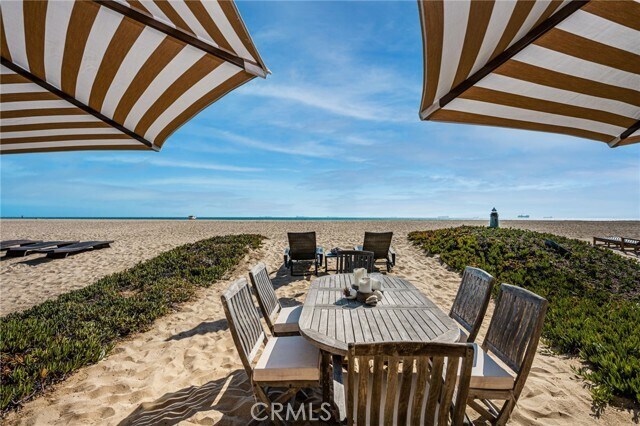 Building Photo - 25 Surfside Ave.
