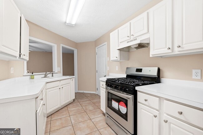 Building Photo - 1393 Glenover Way