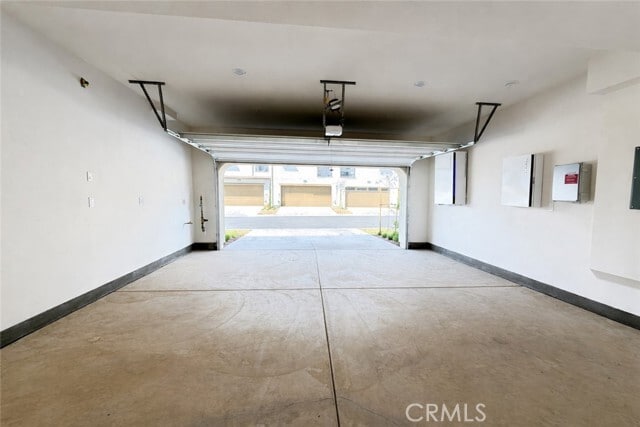 Building Photo - 8327 Gabrielino Ct