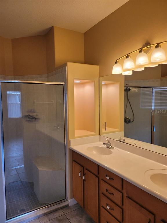 Building Photo - 60 Prince Michael Ln