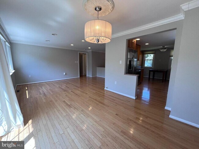 Building Photo - 6516 Cape Ct