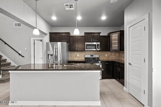 Building Photo - 6936 Brown Mesquite Ln