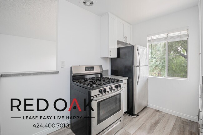 Building Photo - 630 N Cerritos Ave