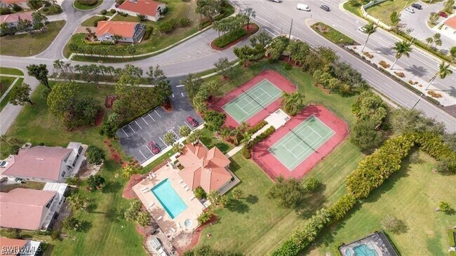 Building Photo - 391 Pindo Palm Dr