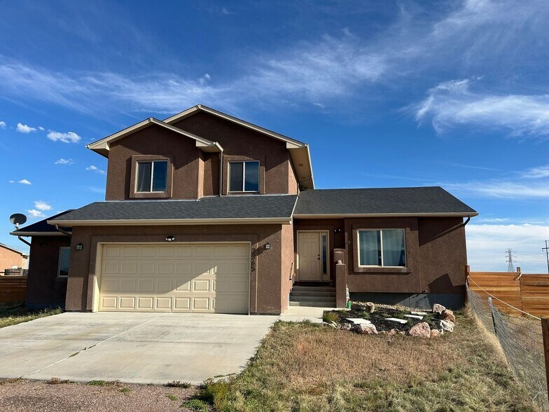 Primary Photo - 7365 Moab Ct