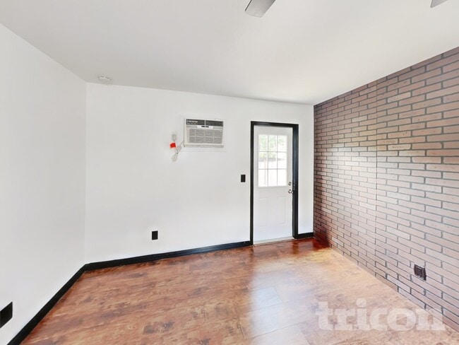 Building Photo - 335 Heritage Estates Ln