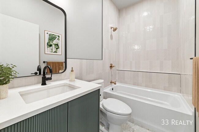 Building Photo - 37 S Ashland-102