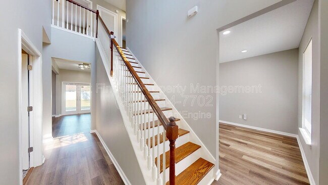 Building Photo - 12383 Tropic Dr