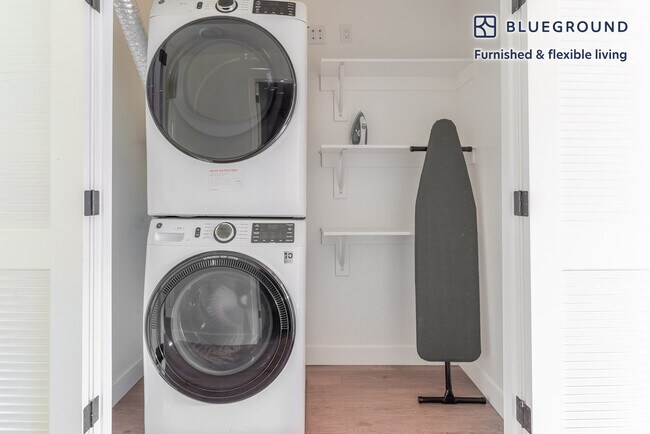 Building Photo - 20200 Lucille Ave