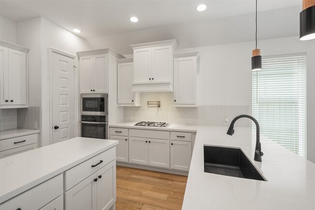 Building Photo - 7420 Caprock Cyn Ln