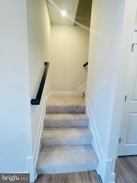 Building Photo - 2280 Marcy Dr