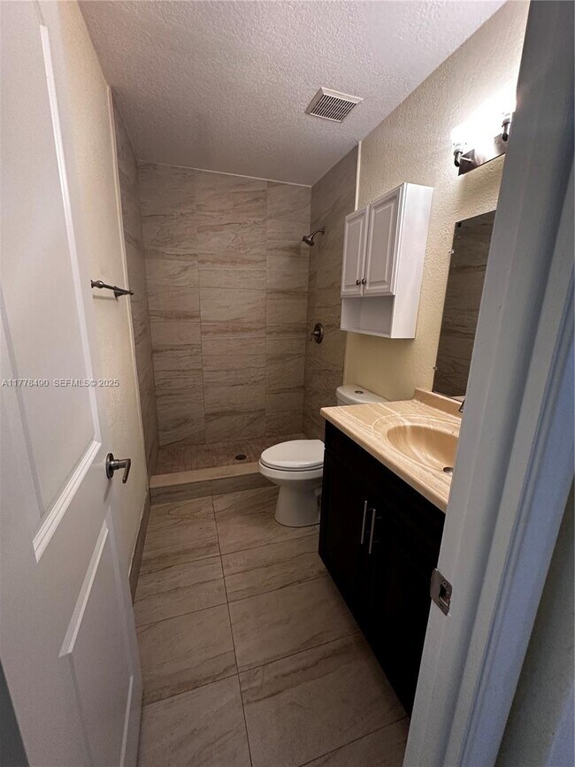 Building Photo - 11229 SW 88th St