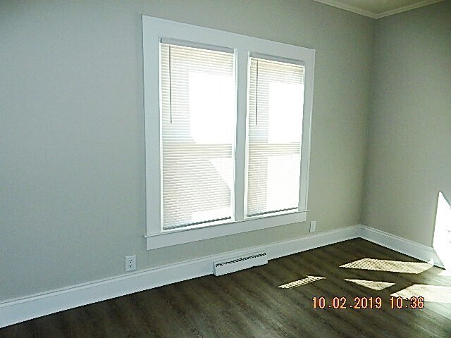 Building Photo - 709 W Main St