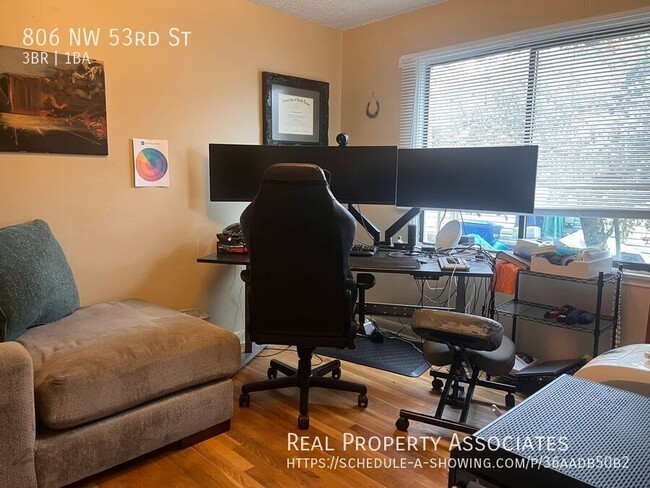 Building Photo - 806 NW 53rd St