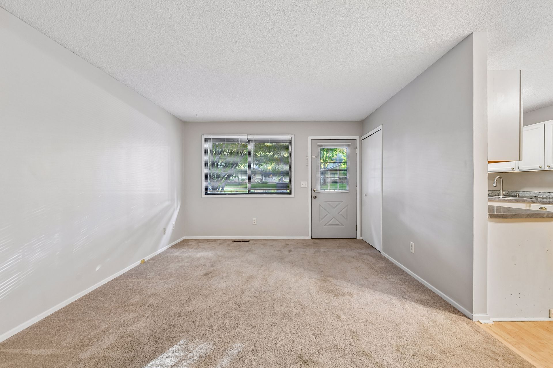 Building Photo - 13316 Zenith Ln
